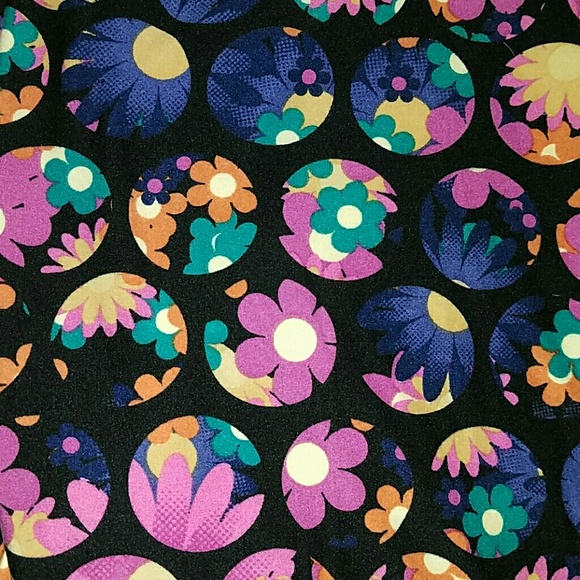 NWOT LuLaRoe TC leggings - Picture 2 of 3